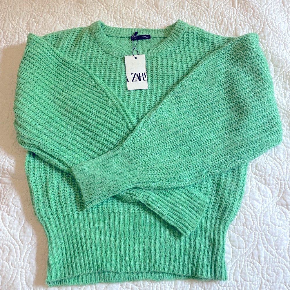 Zara Green knit sweater brand new!